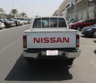 Nissan - Pickup 4WD