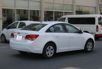 Chevrolet - Cruze white